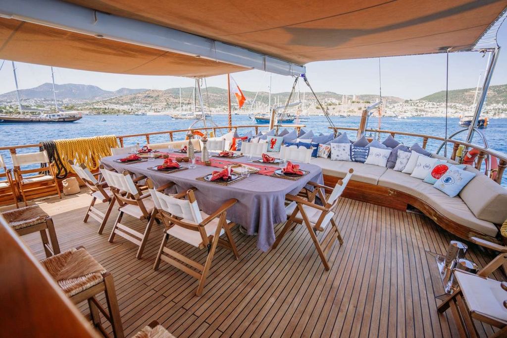 QUEEN OF DATCA - Boat Images