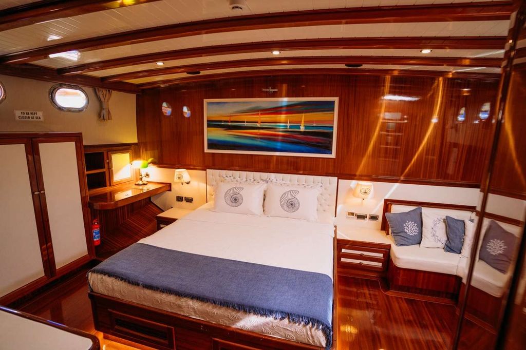QUEEN OF DATCA - Boat Images