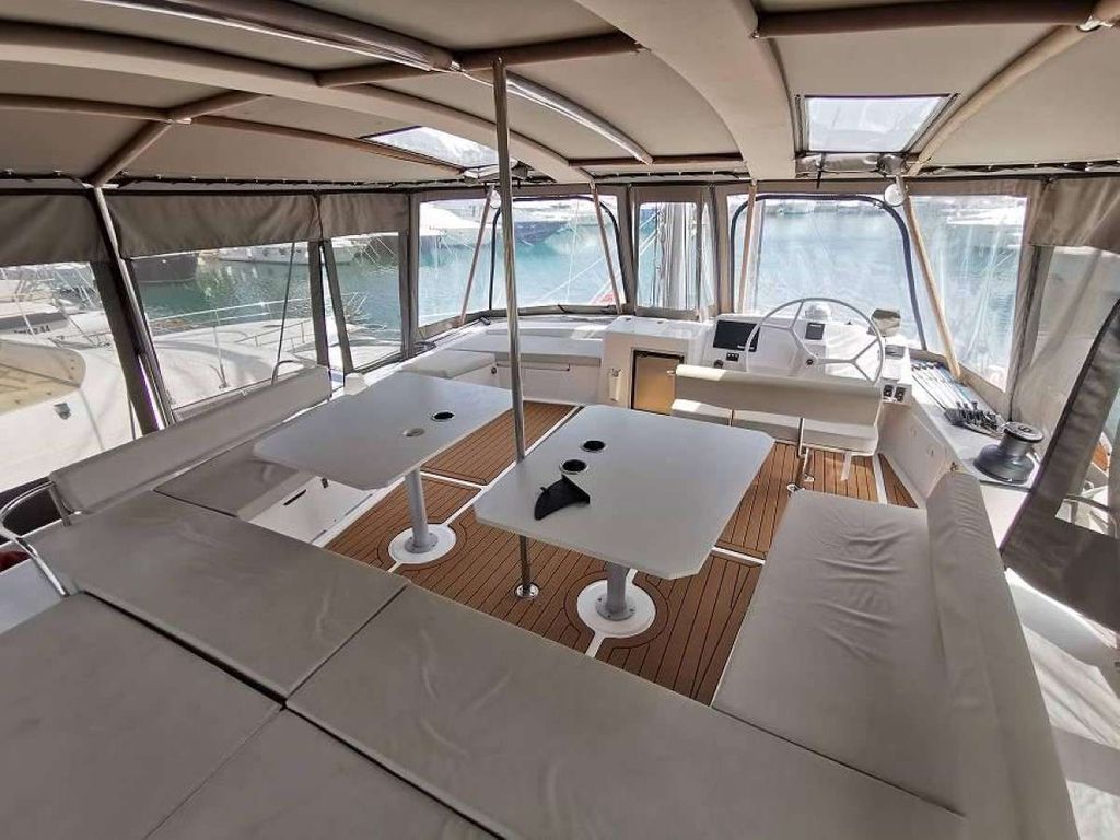 Kos 54.CAT - Boat Images