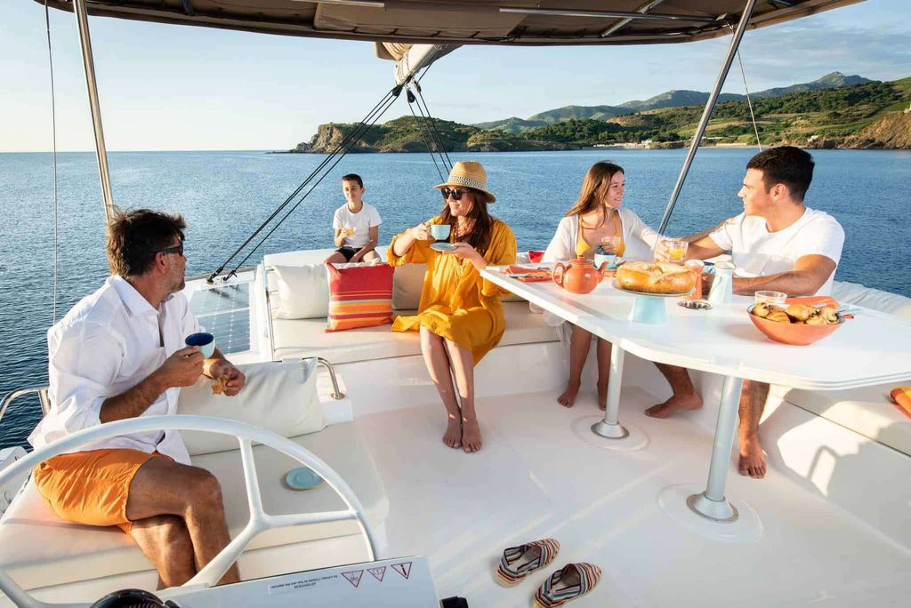 KOS 48.1 - Boat Images