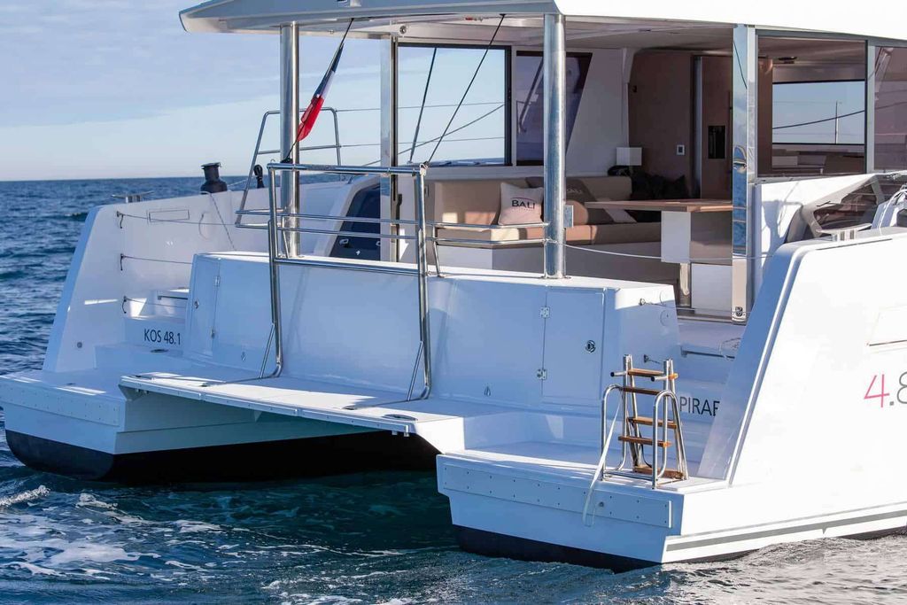 KOS 48.1 - Boat Images
