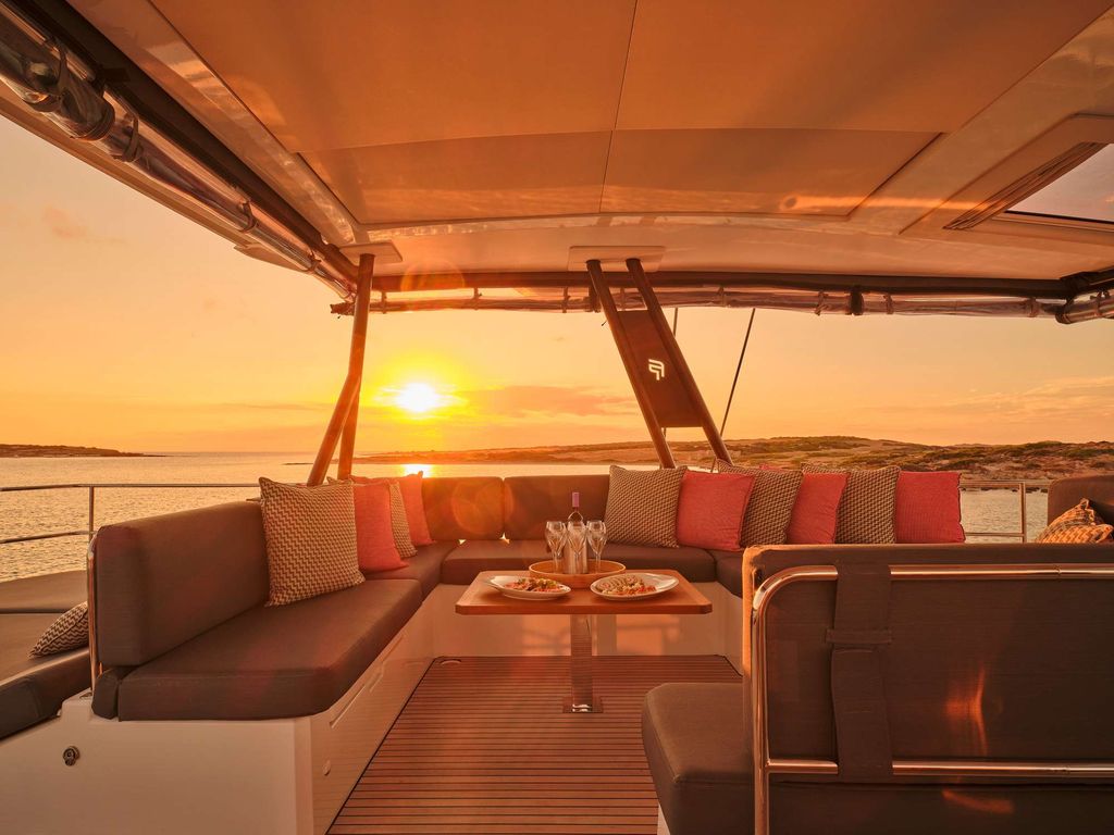 ALMA - Boat Images