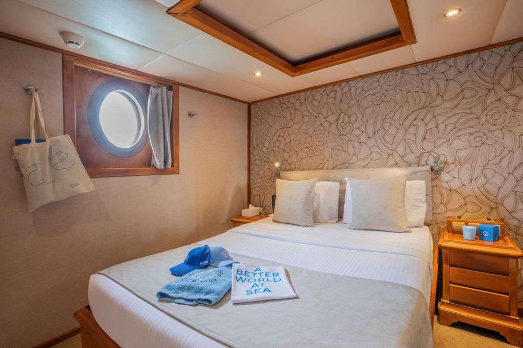 Galileo - Boat Images