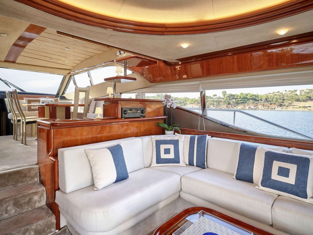MIREN - Boat Images