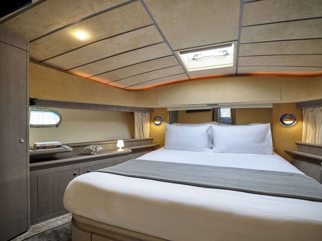 MIREN - Boat Images