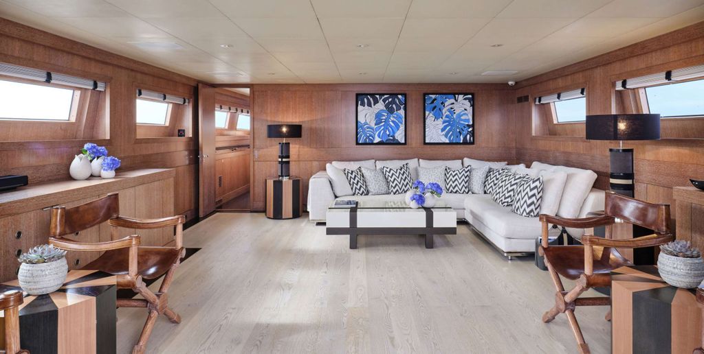 ELEMENT - Boat Images