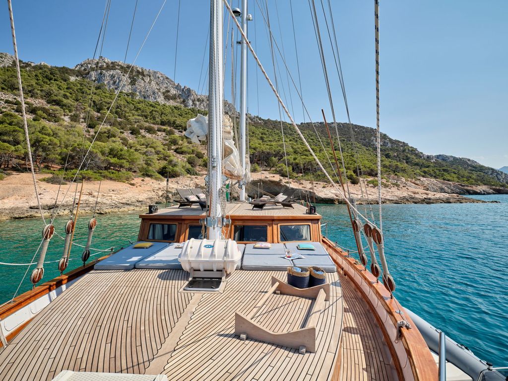 MYRA - Boat Images
