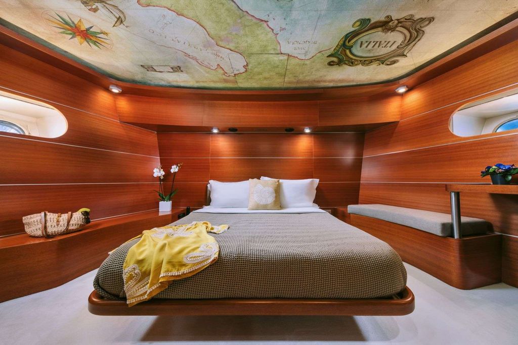 SATORI - Boat Images