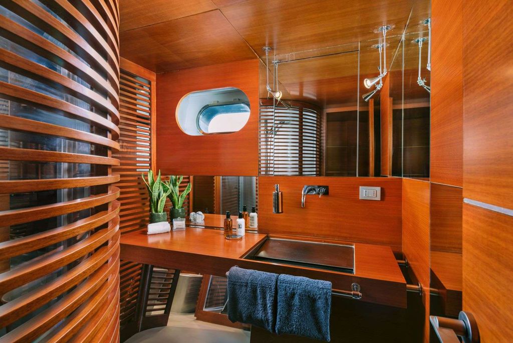 SATORI - Boat Images
