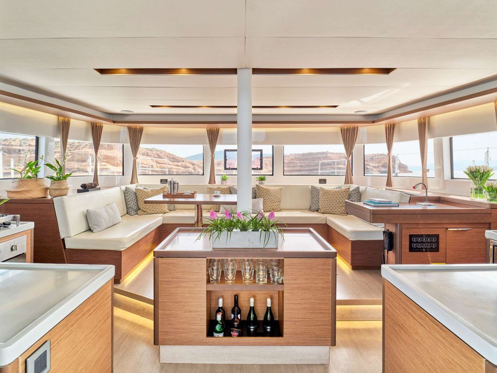ANDIAMO - Boat Images