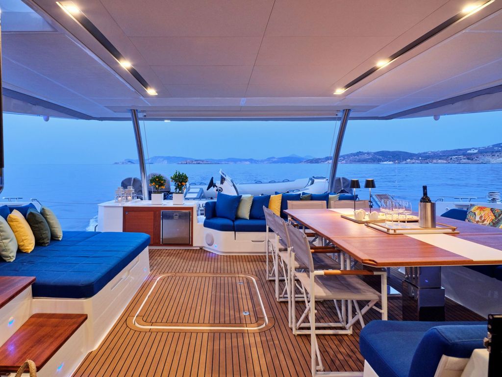 APHAEA - Boat Images