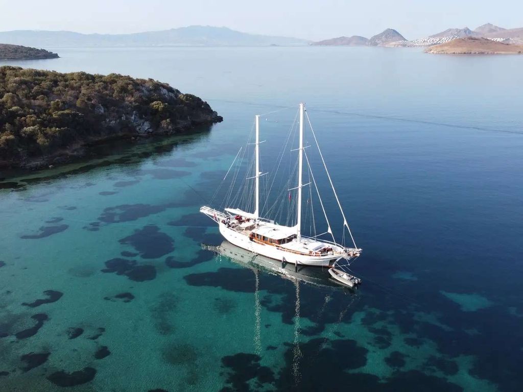 BEYAZ LALE - Boat Images