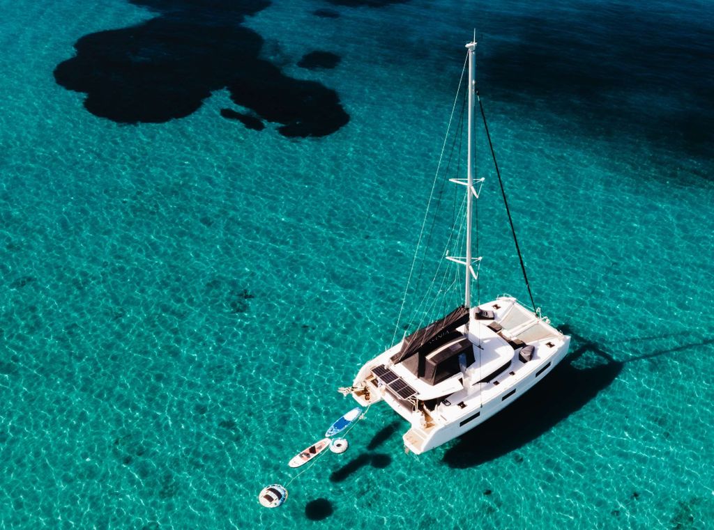 Omnia - Boat Images