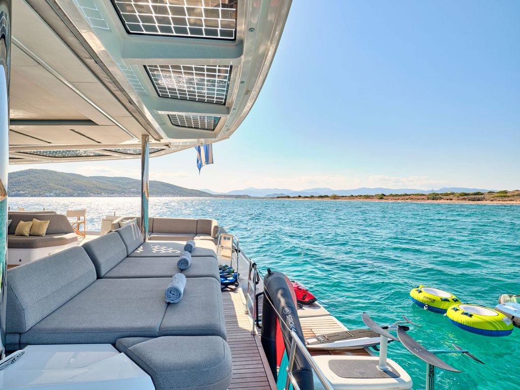 ALOIA 80 - Boat Images