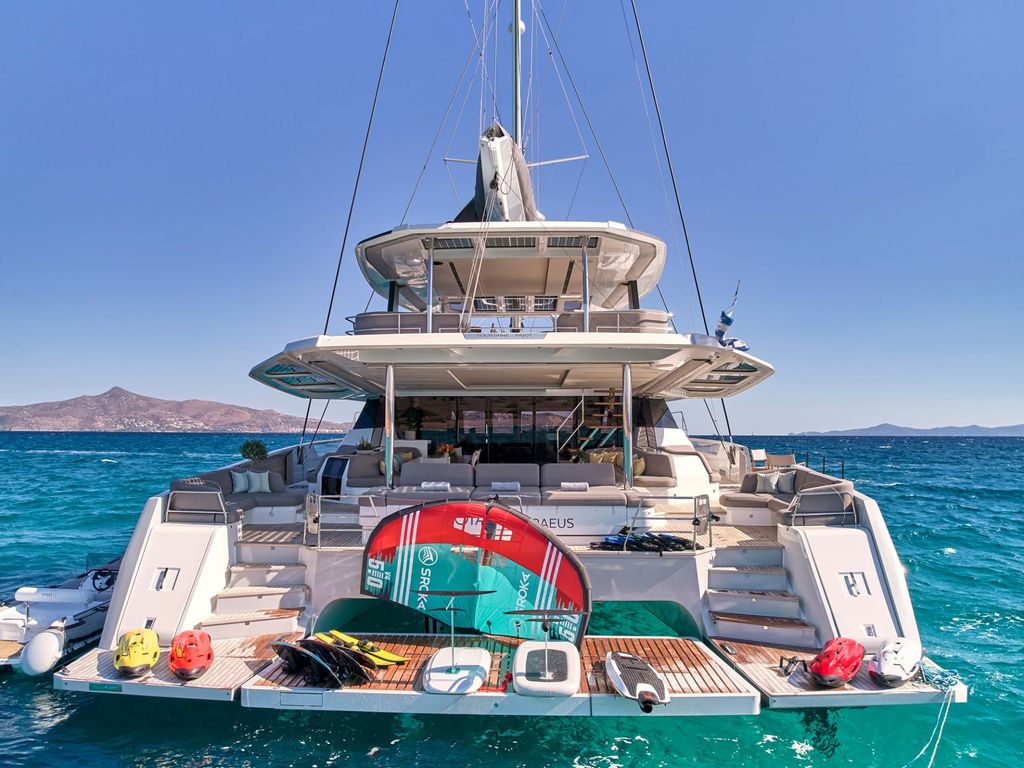 ALOIA 80 - Boat Images