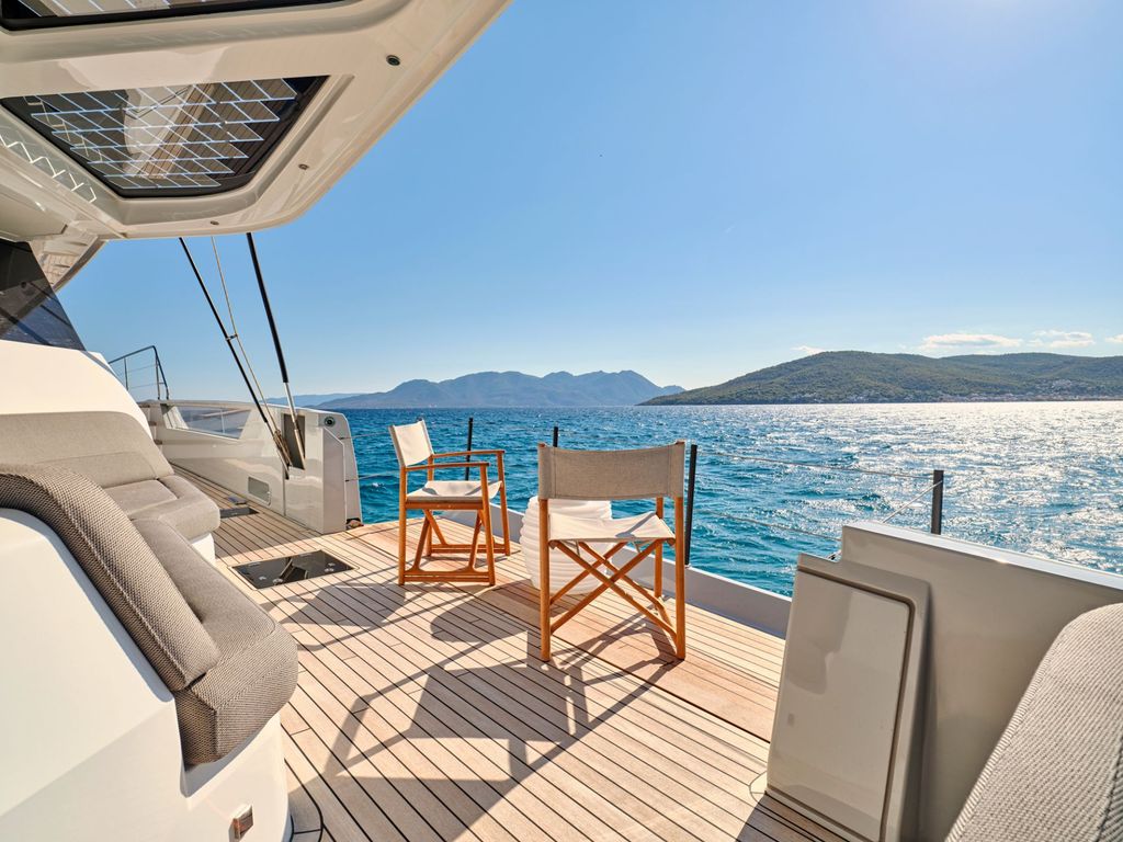 ALOIA 80 - Boat Images