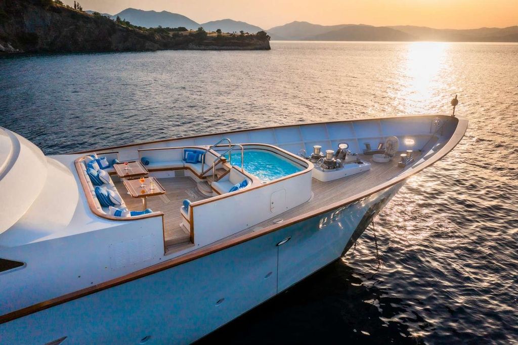 ITOTO - Boat Images