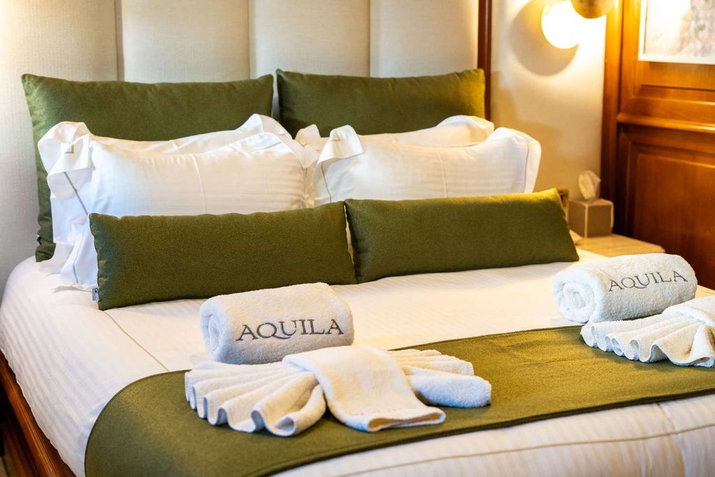 AQUILA - Boat Images