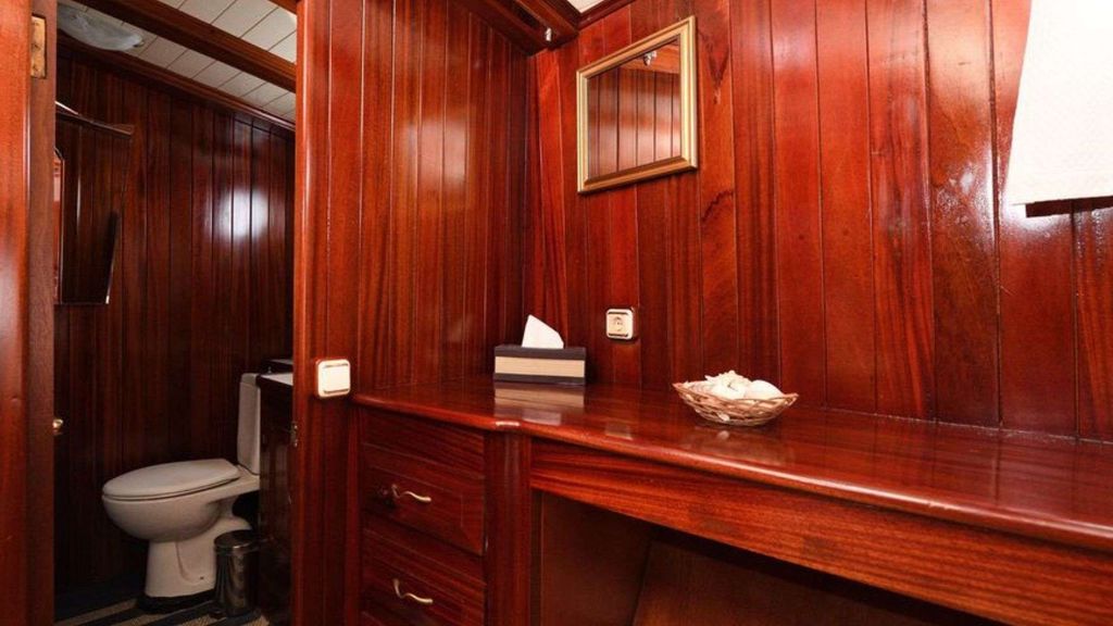 ERATO - Boat Images