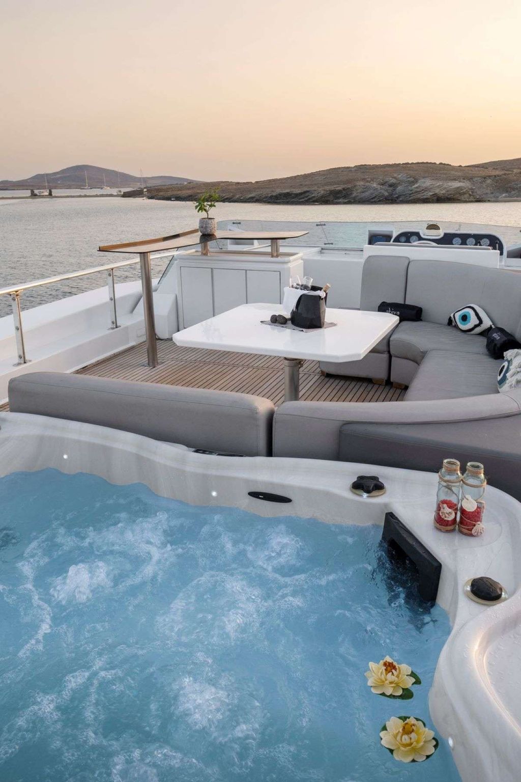 SHIVA - Boat Images
