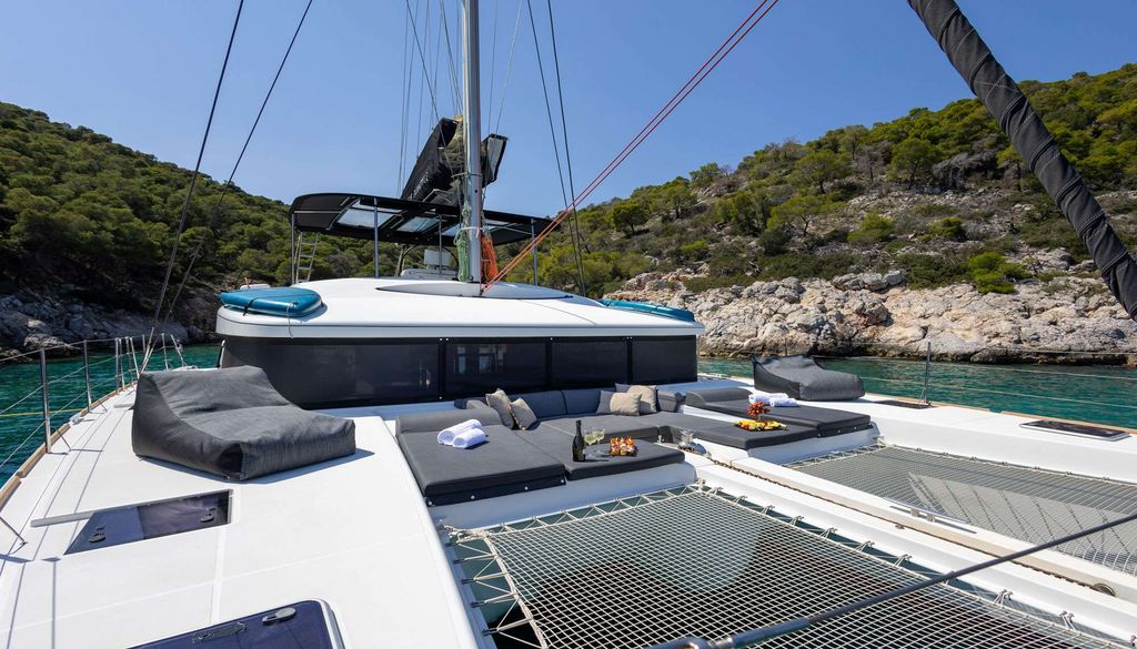 QUEEN OF DIAMONDS - Boat Images