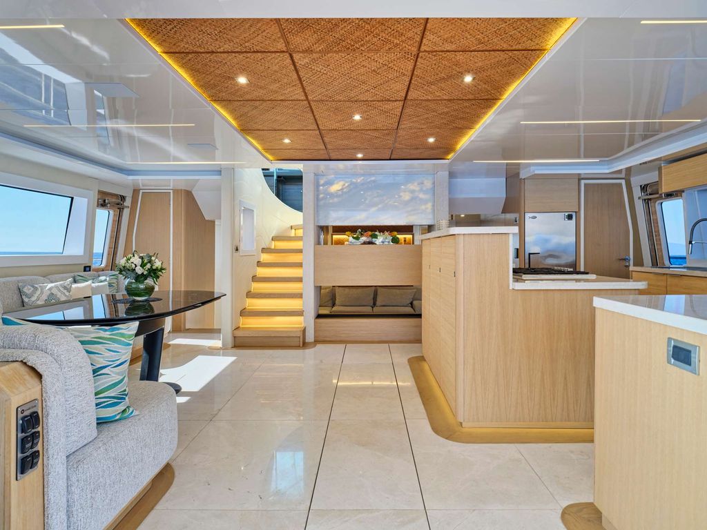 SAMARA - Boat Images