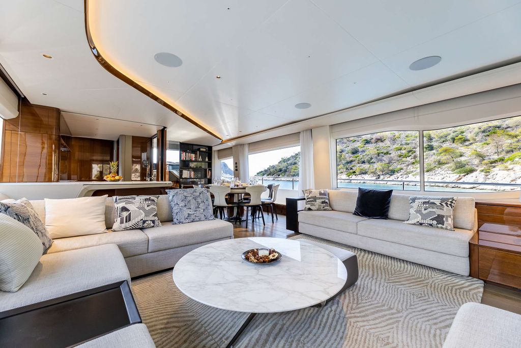 VISTA - Boat Images