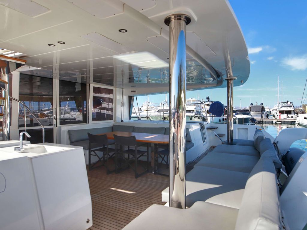 Starlight - Boat Images
