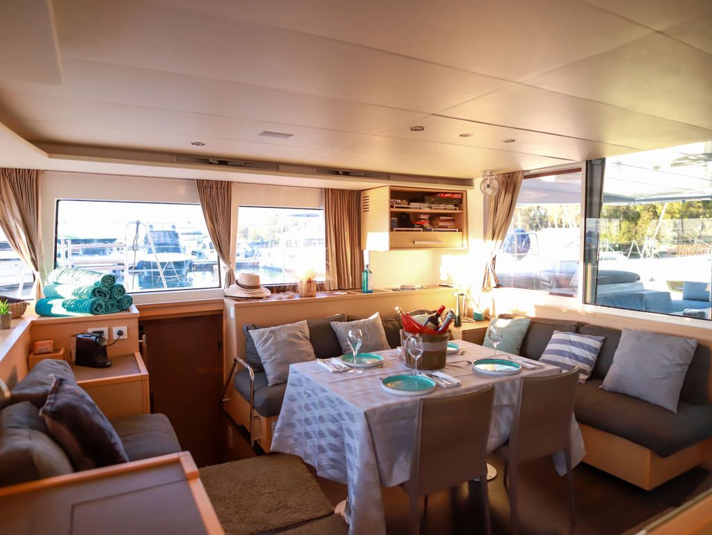 Starlight - Boat Images