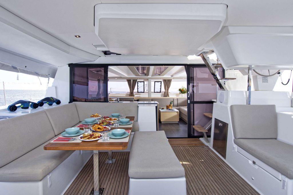 HELIDONI - Boat Images