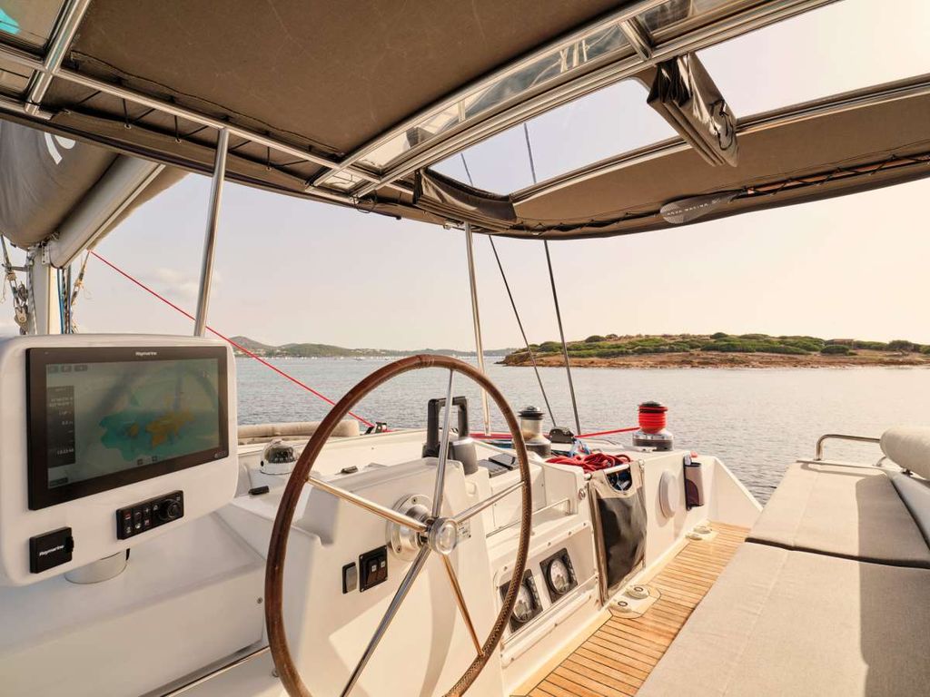 SOPHIA - Boat Images