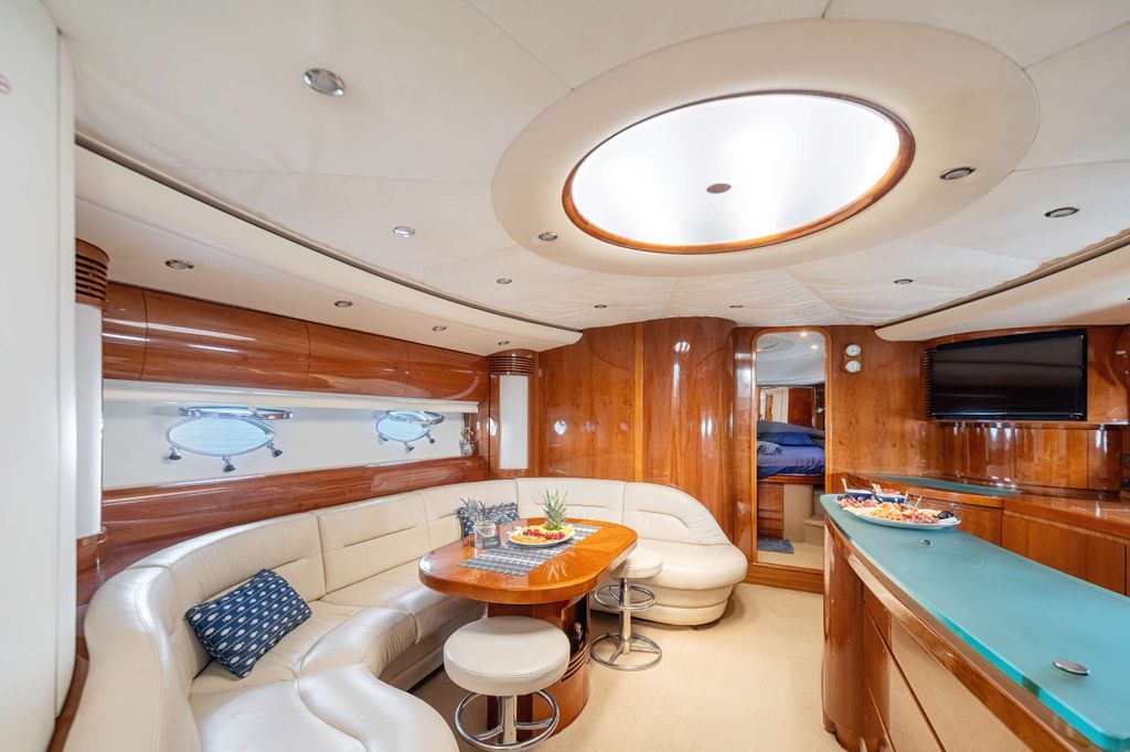 EVENIA - Boat Images