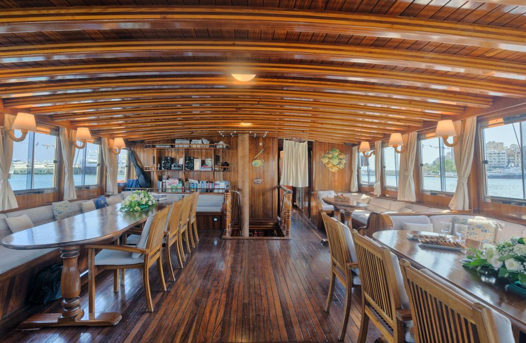 THALASSA - Boat Images