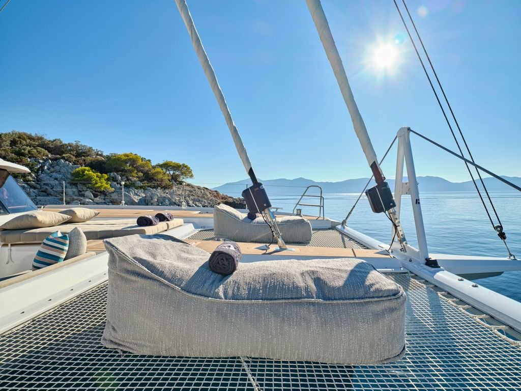 SUNMOON - Boat Images