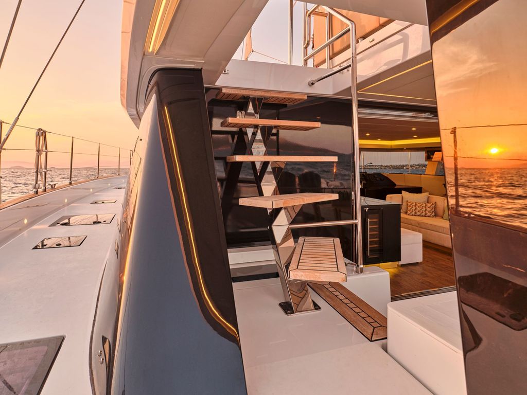 ADARA - Boat Images
