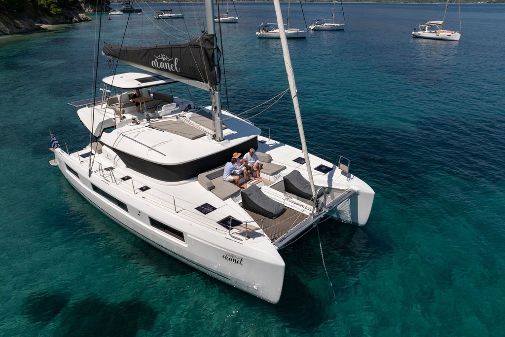 ARANEL - Boat Images