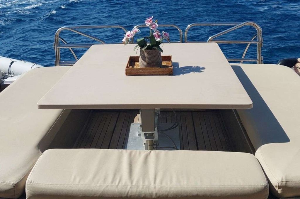 ZEUS - Boat Images