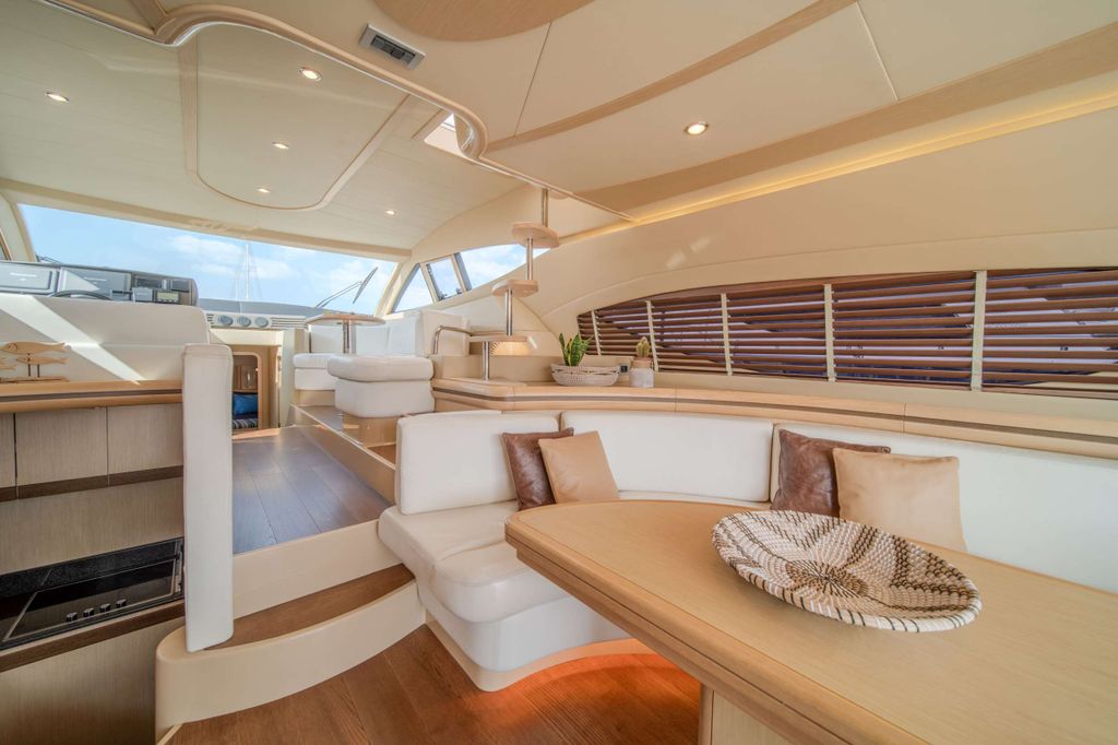CARTE BLANCHE - Boat Images