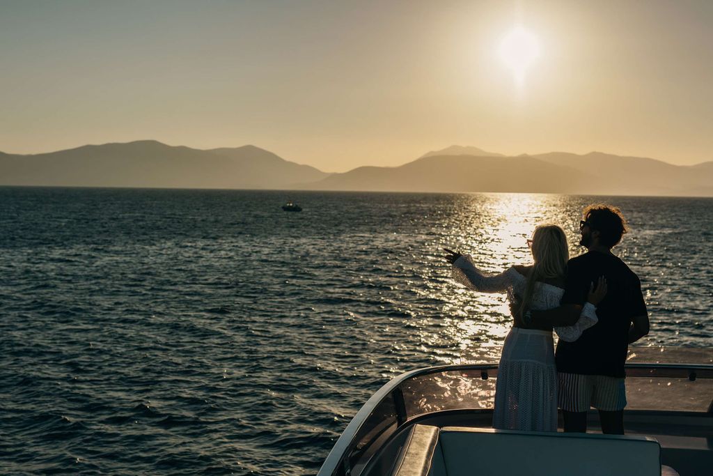 WHY NOT - Boat Images