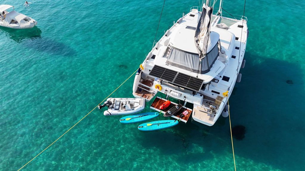 ZALINA - Boat Images