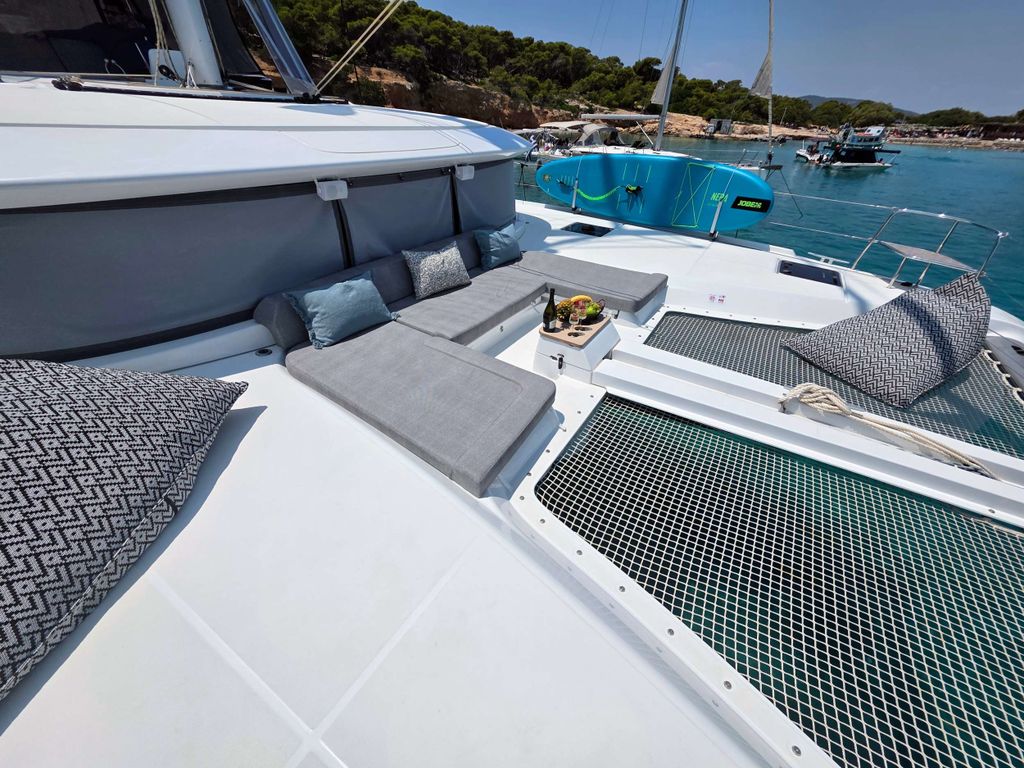 ZALINA - Boat Images