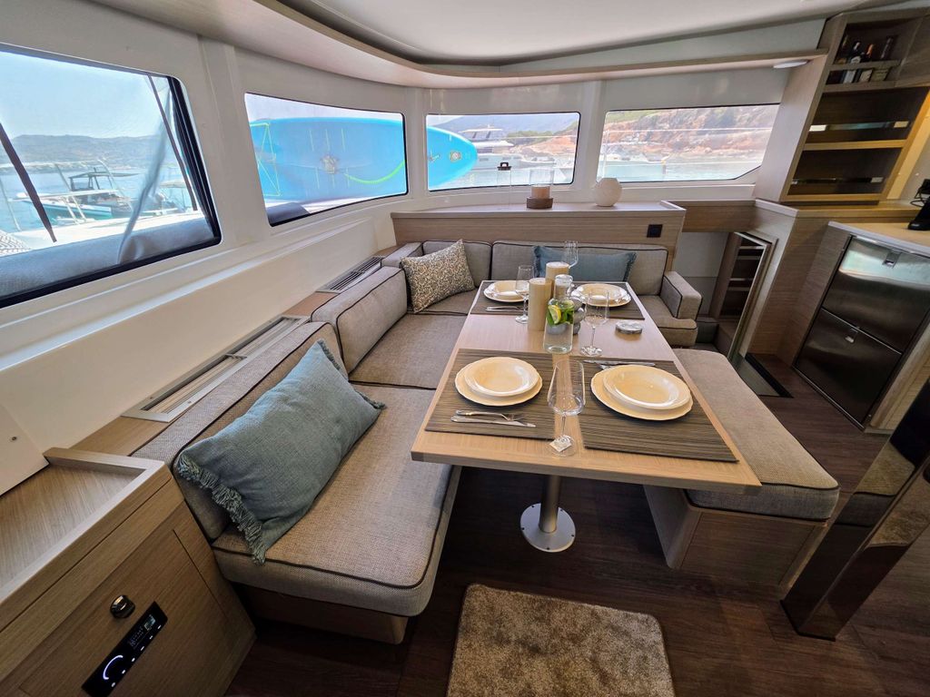 ZALINA - Boat Images