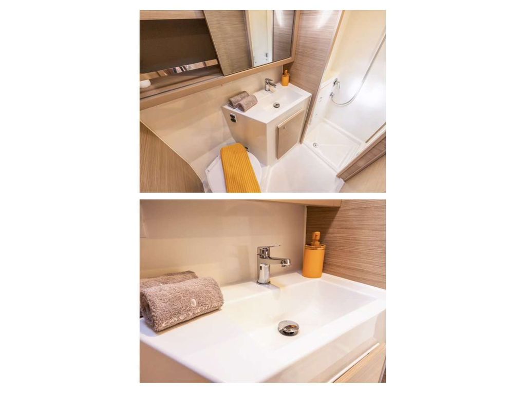LUNA - Boat Images
