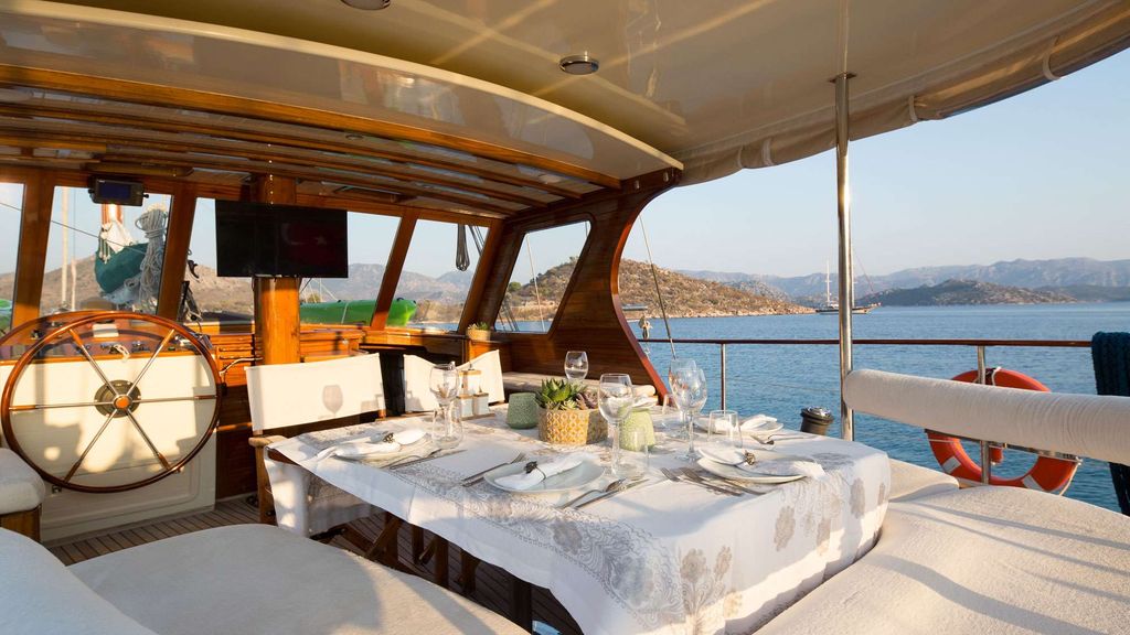 Lady Freya - Boat Images