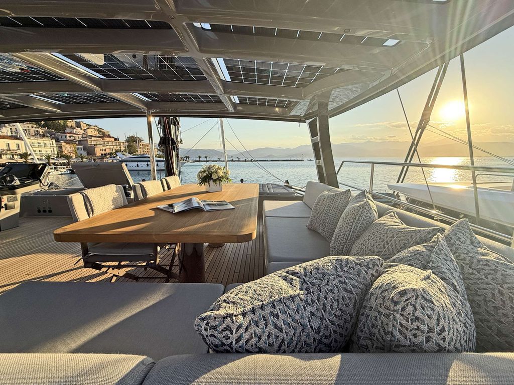 SERENITY - Boat Images