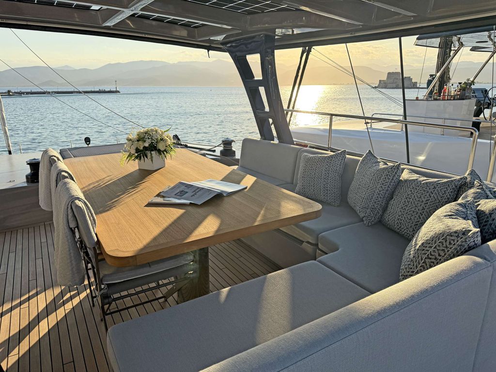 SERENITY - Boat Images