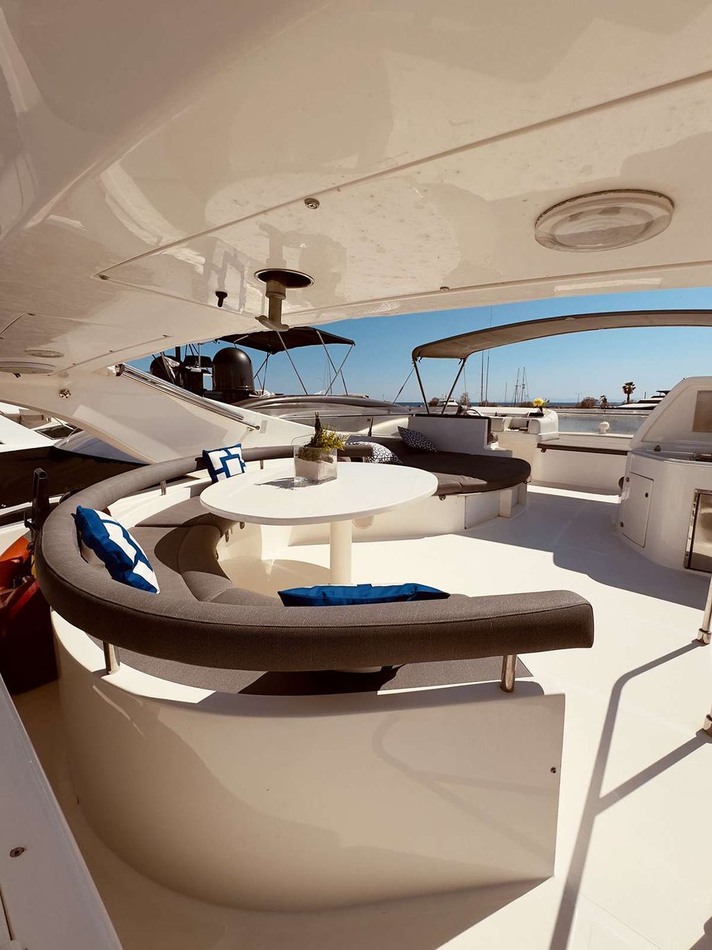 ARCELIA - Boat Images