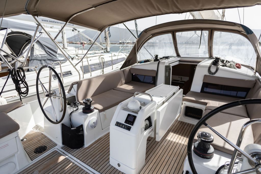 Irini – Sun Odyssey 440 - Boat Images