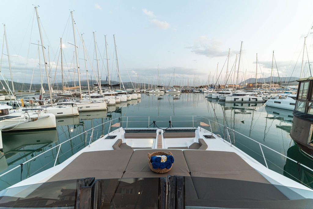Nautitech 47 Power Catamaran Pre-owned Power Catamaran for Sale in Greece - Boat Images