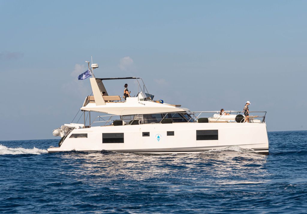 Nautitech 47 Power Catamaran Pre-owned Power Catamaran for Sale in Greece - Boat Images
